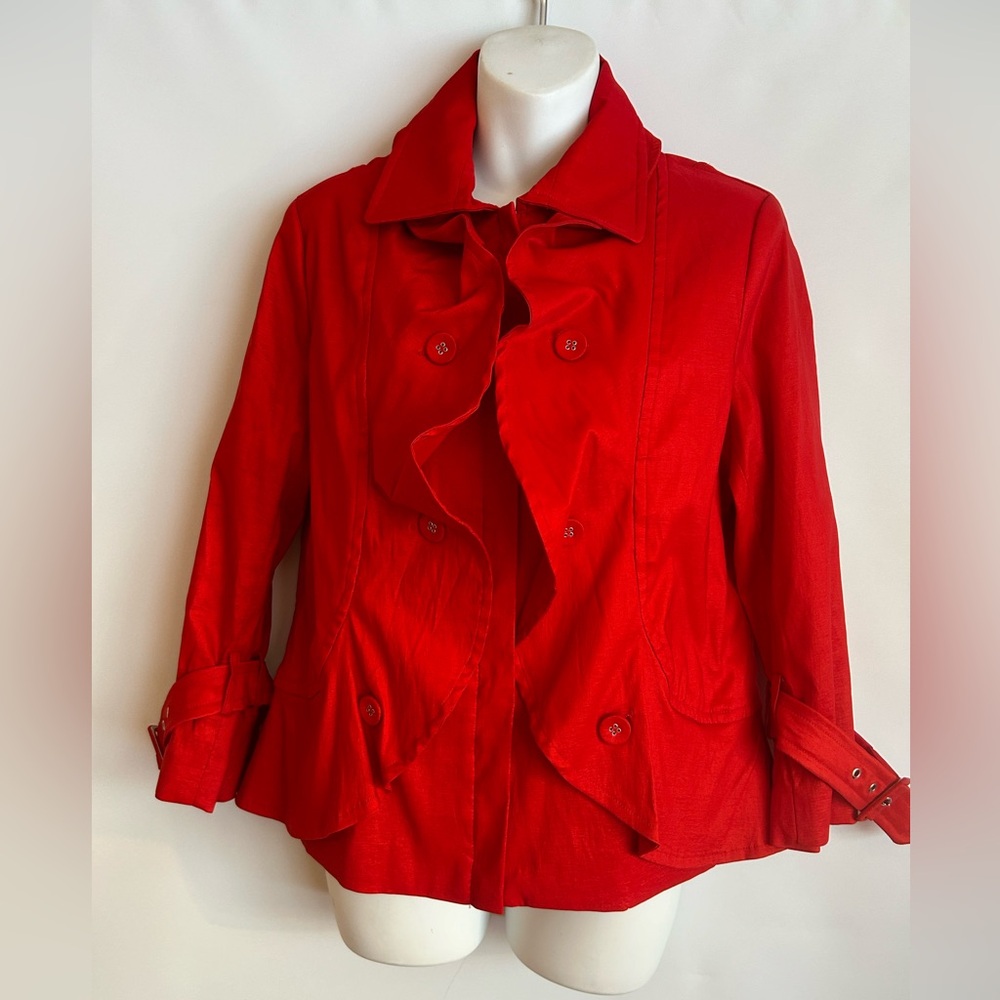 DUE PER DUE RED RUFFLE ZIP UP JACKET WITH BUCKLE CUFFS ACCENTS WOMEN’S SIZE L